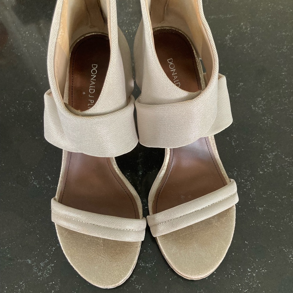 Donald J Pliner Tilly Heels, size 7